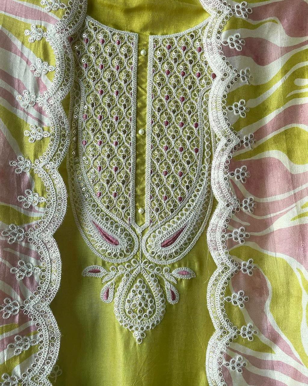 Pur Chinon Silk With Embroidery 5 mm Sequence &amp; Coding Dori Work With Sleeves With Fancy Latkan Border