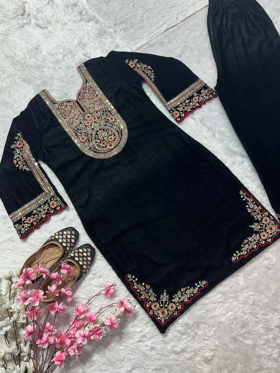 Pure Heavy Viscous Velvet With Heavy Embroidery Coding Sequence Work