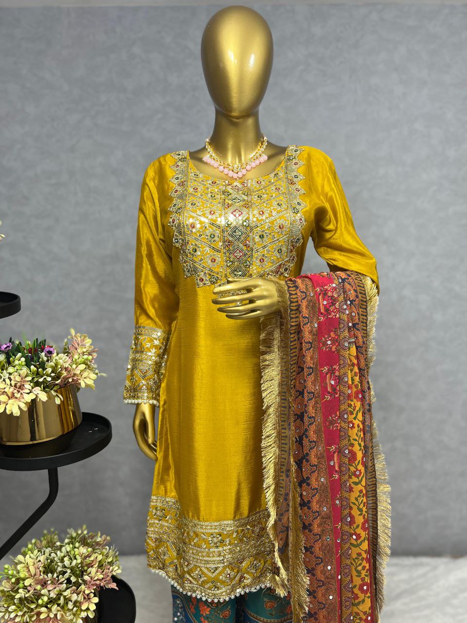 3 PIECE KURTI WITH PLAZZO AND DUPATTA SP3