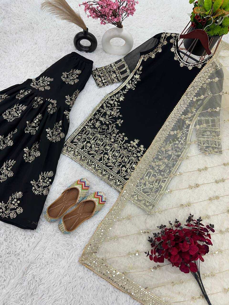 Suits & Dresses Wholesale Sharara Salwar Suits Embroidery Suits Palazzo Suit Manufacturer