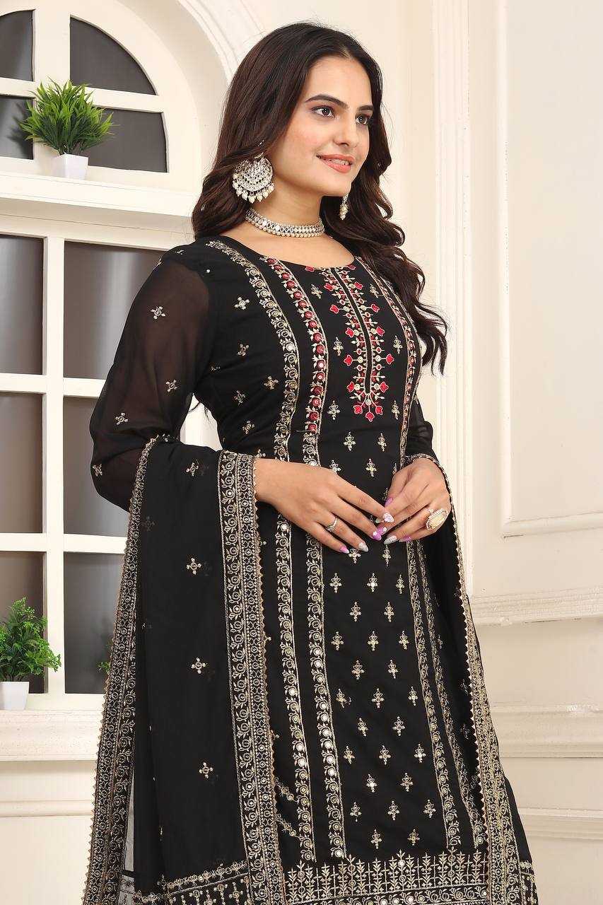 SUITS & DRESSES WHOLESALE GEORGETTE EMBROIDERY PAKISTANI SUITS MANUFACTURER