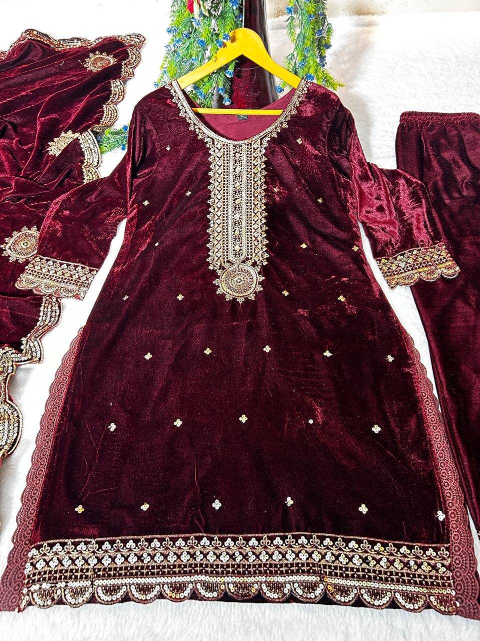 SUITS & DRESSES WHOLESALE VELVET EMBROIDERY PAKISTANI PALAZZO SUITS MANUFACTURER