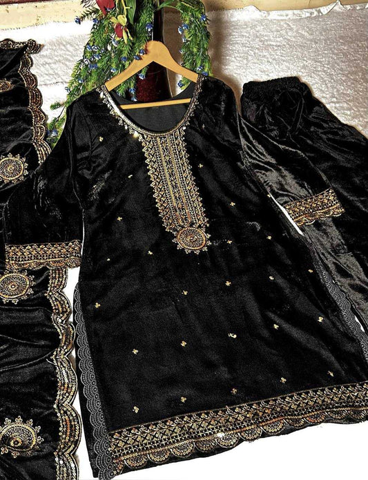 SUITS & DRESSES WHOLESALE VELVET EMBROIDERY PAKISTANI PALAZZO SUITS MANUFACTURER